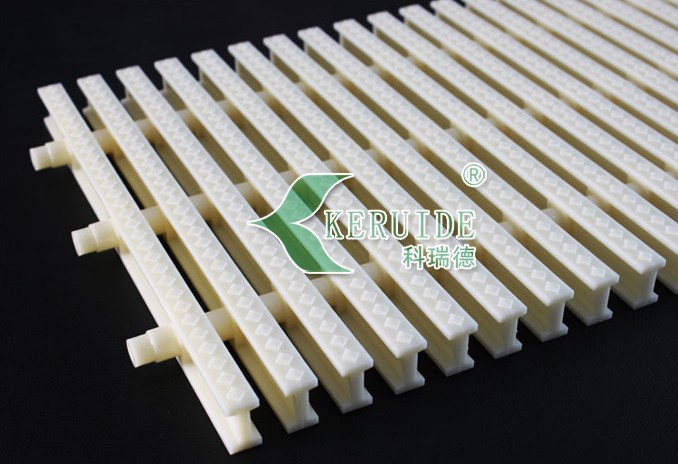 活動三孔地溝蓋板