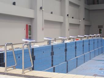 游泳池出發(fā)臺(tái)